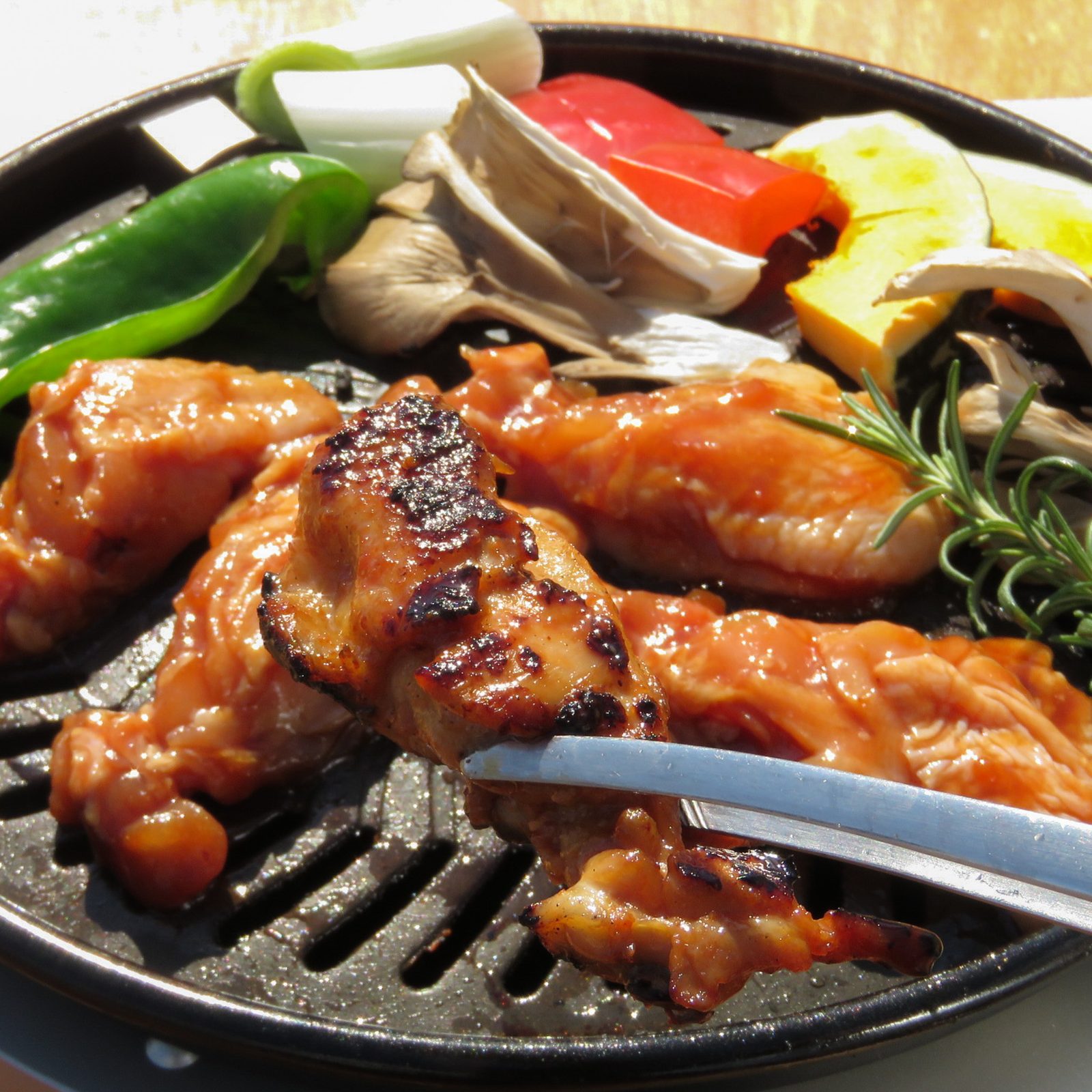 骨付きBBQチキンの焼き上がり